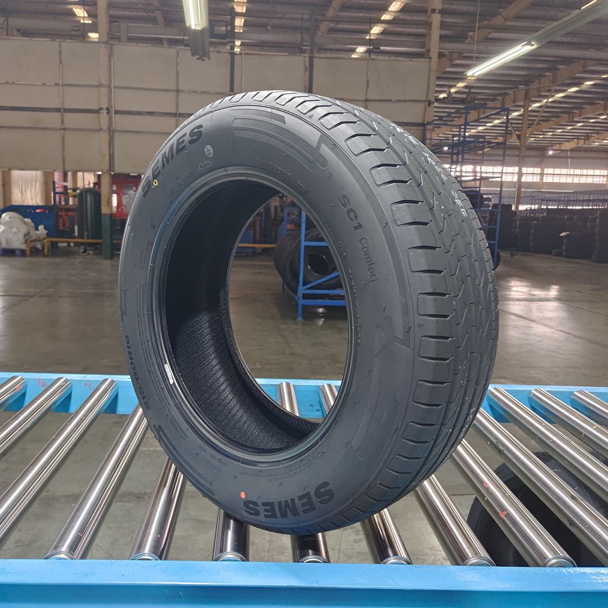 12.00 R20 Tire