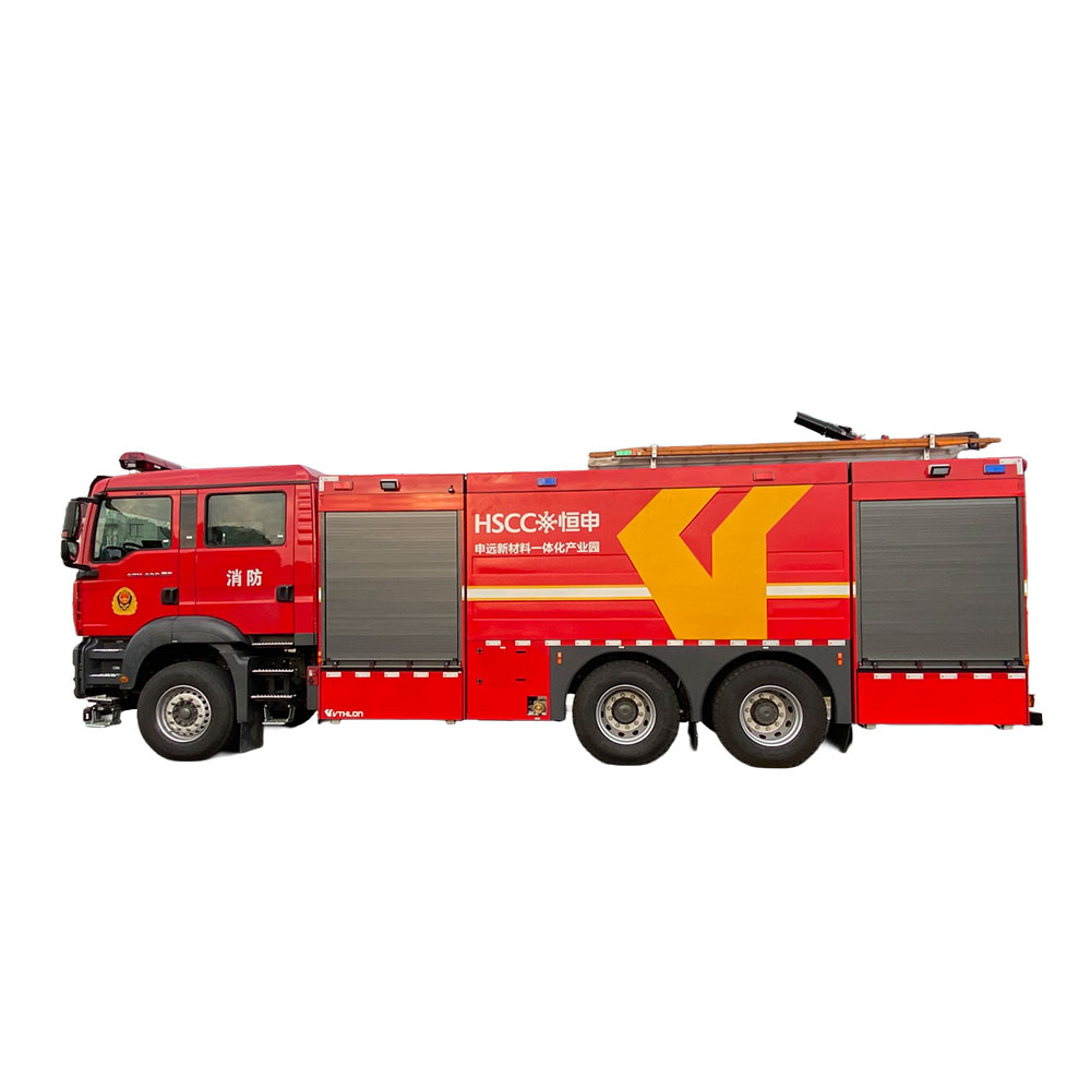Foam fire engine