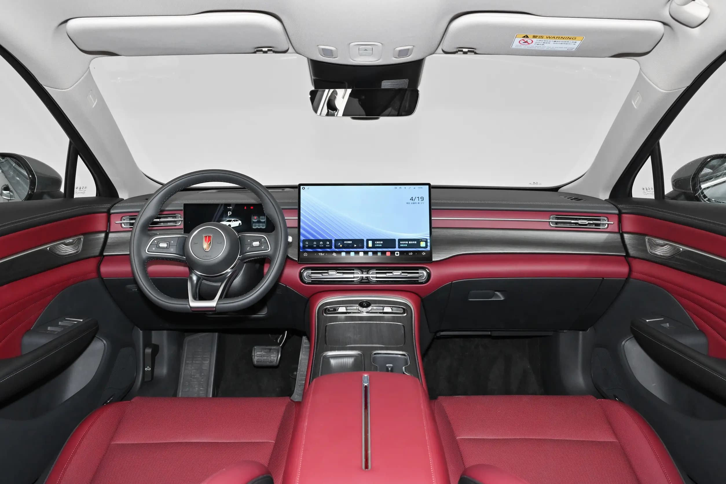 Jetour Traveler 2026 PLUS 2.0TD XWD Conquer+ 7-Seater