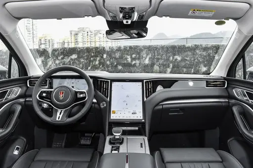 Hongqi HS7